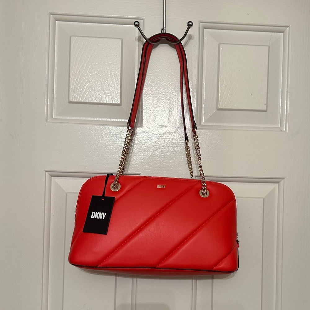 DKNY 👜 NWT